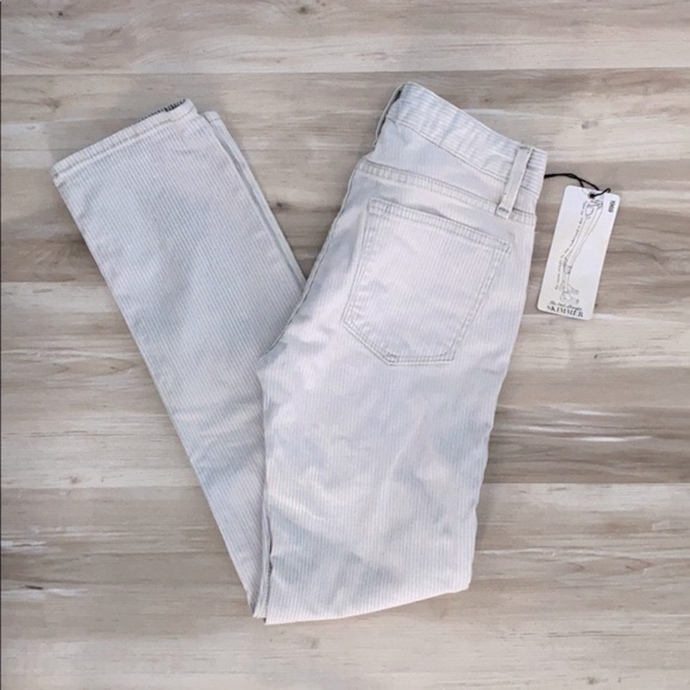 ❤️ GAP “The Real Straight Skimmer” Jeans Size 24 NWT